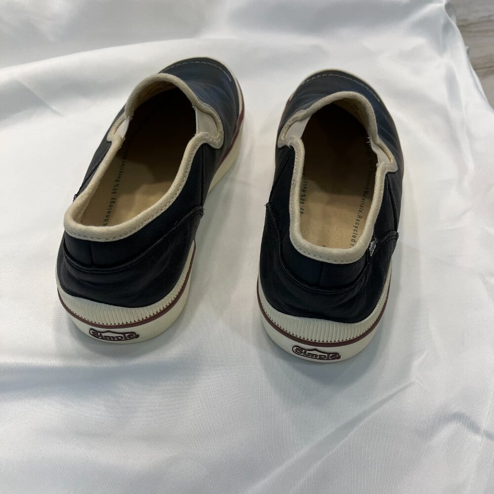 Simple Slip On Leather  NWOB - Picture 6 of 6